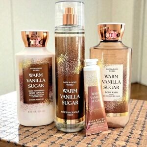 Bath and Body Works WARM VANILLA SUGAR 4 Piece Set With Gift Bag NEW